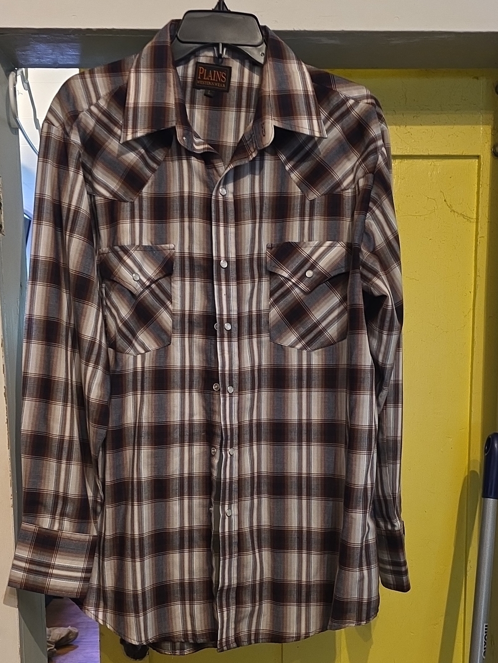 Plains Men's Brown Plaid Button-Down Western Shirt